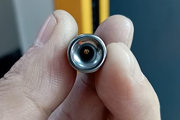斯曼克高壓磨粒流用于鎢鋼小孔拋光，速度一定要快！