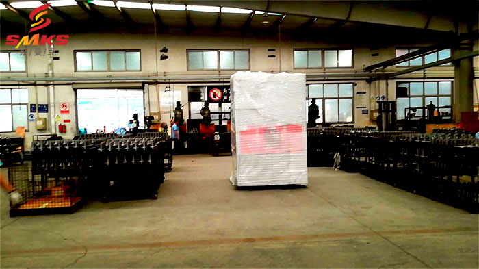 閥塊<a href='http://www.urintest.net' target='_blank'><u>交叉孔去毛刺</u></a>_蘇州斯曼克磨粒流設(shè)備有限公司